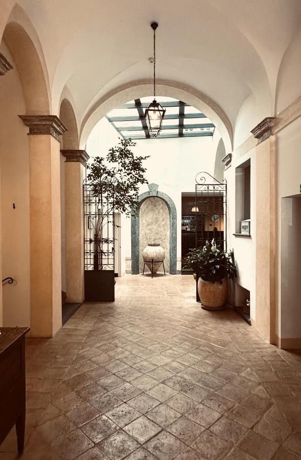 Hotel Palazzo Piccolomini Orvieto Exterior photo